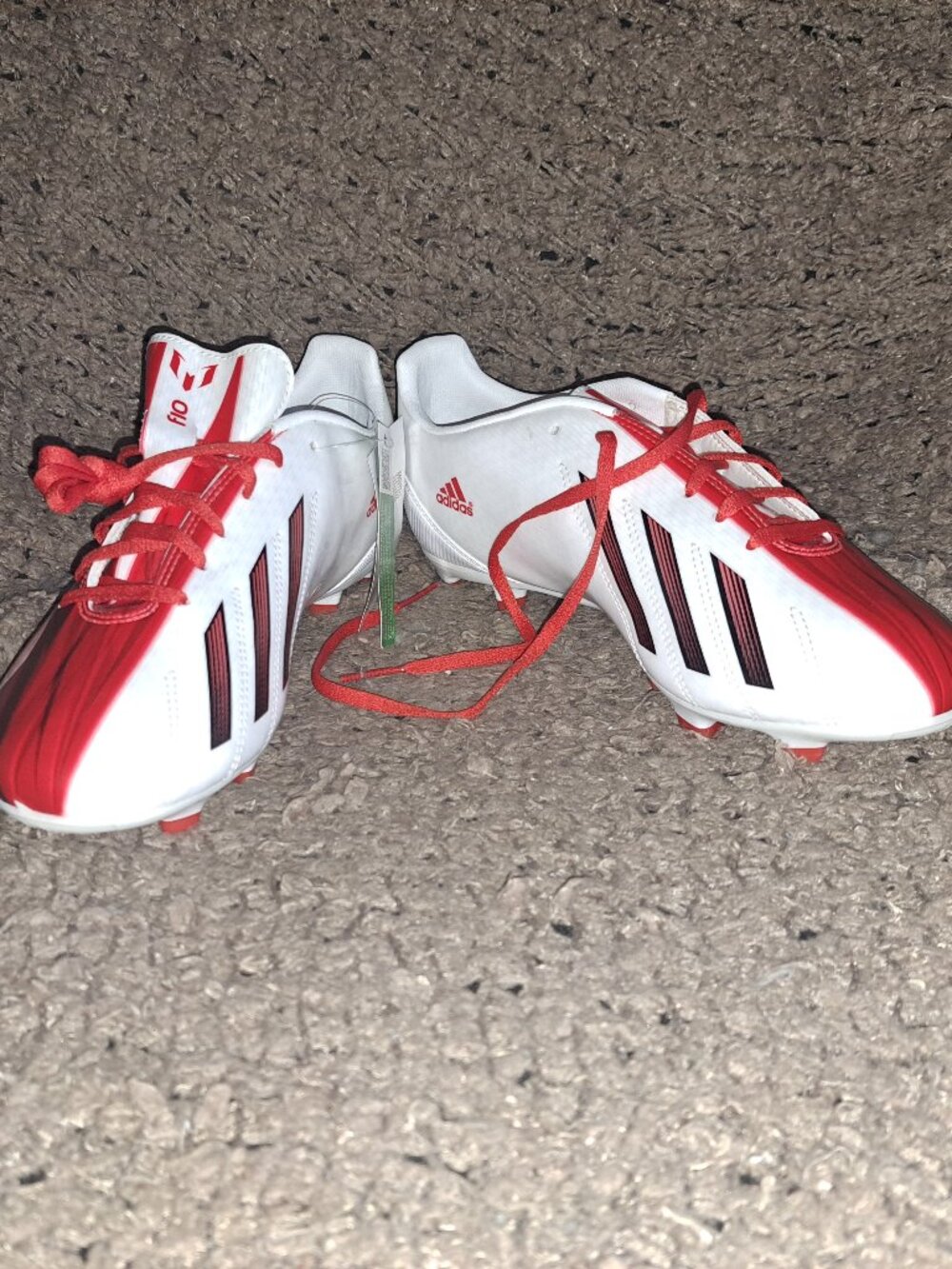 ADIDAS-F10 TRX FG Messi Soccer Cleats-White/Red/Black-Sz 8.5-NEW/NO BOX - Picture 4 of 9